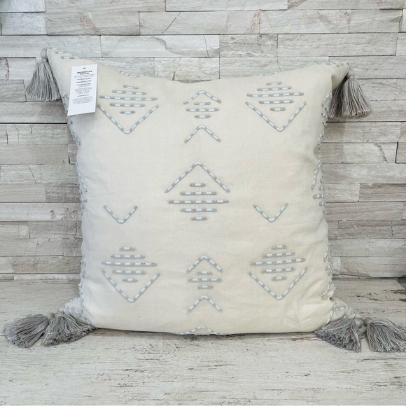 LEMIEUX ET CIE Le Buci Stitch Tasseled Linen Throw Pillow Natural Down Filled - Picture 3 of 16